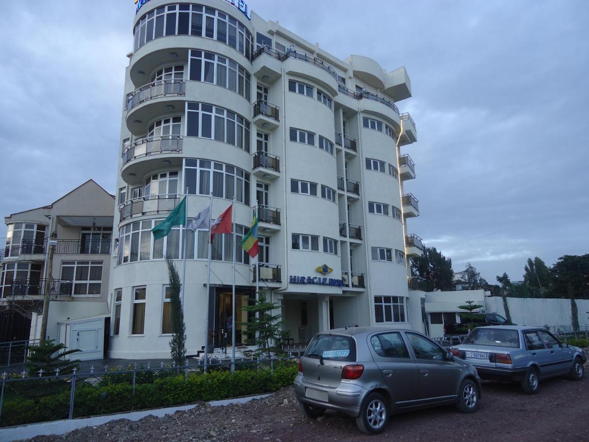 Miracle Hotel Addisz-Abeba Kültér fotó