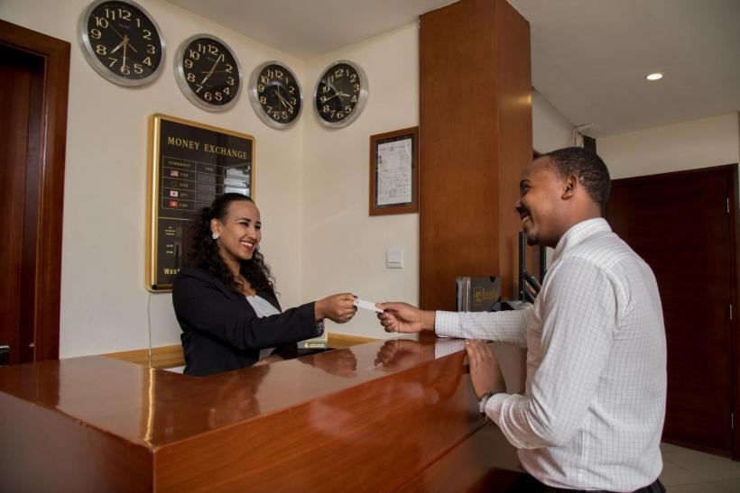 Miracle Hotel Addisz-Abeba Kültér fotó