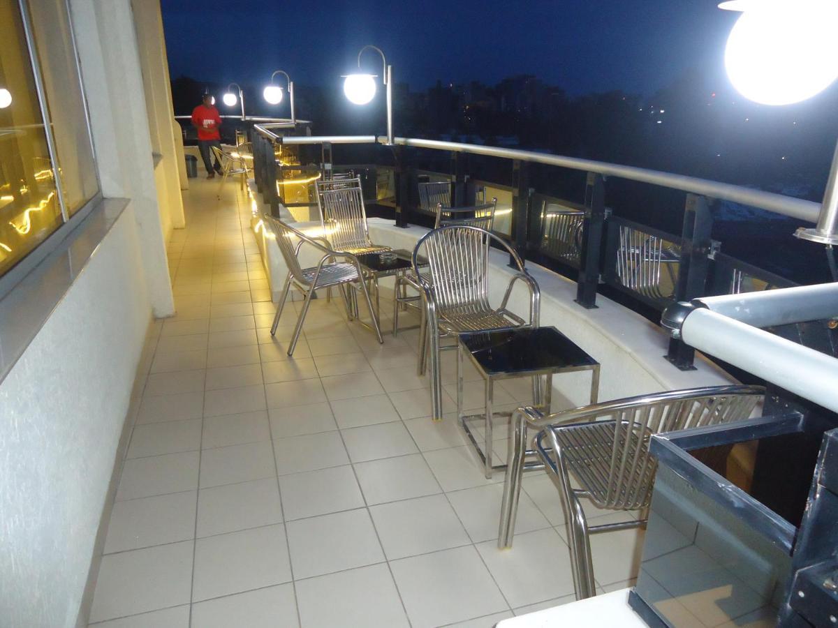 Miracle Hotel Addisz-Abeba Kültér fotó